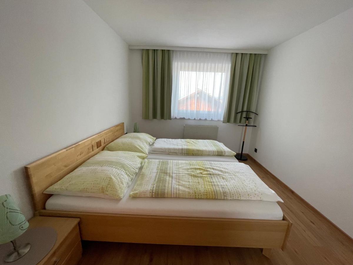 Koflers Ferienwohnungen Oberperfuss Exterior foto