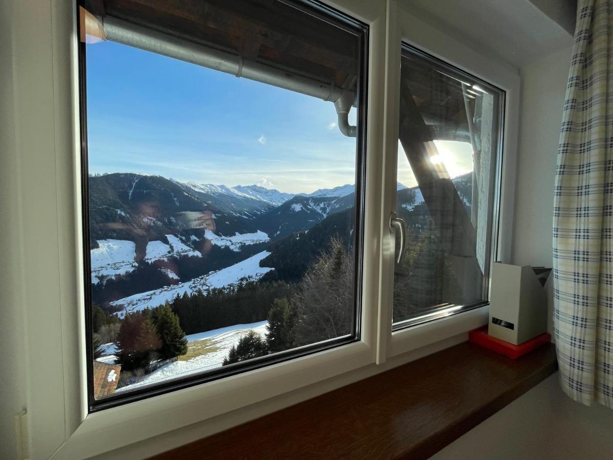 Koflers Ferienwohnungen Oberperfuss Exterior foto