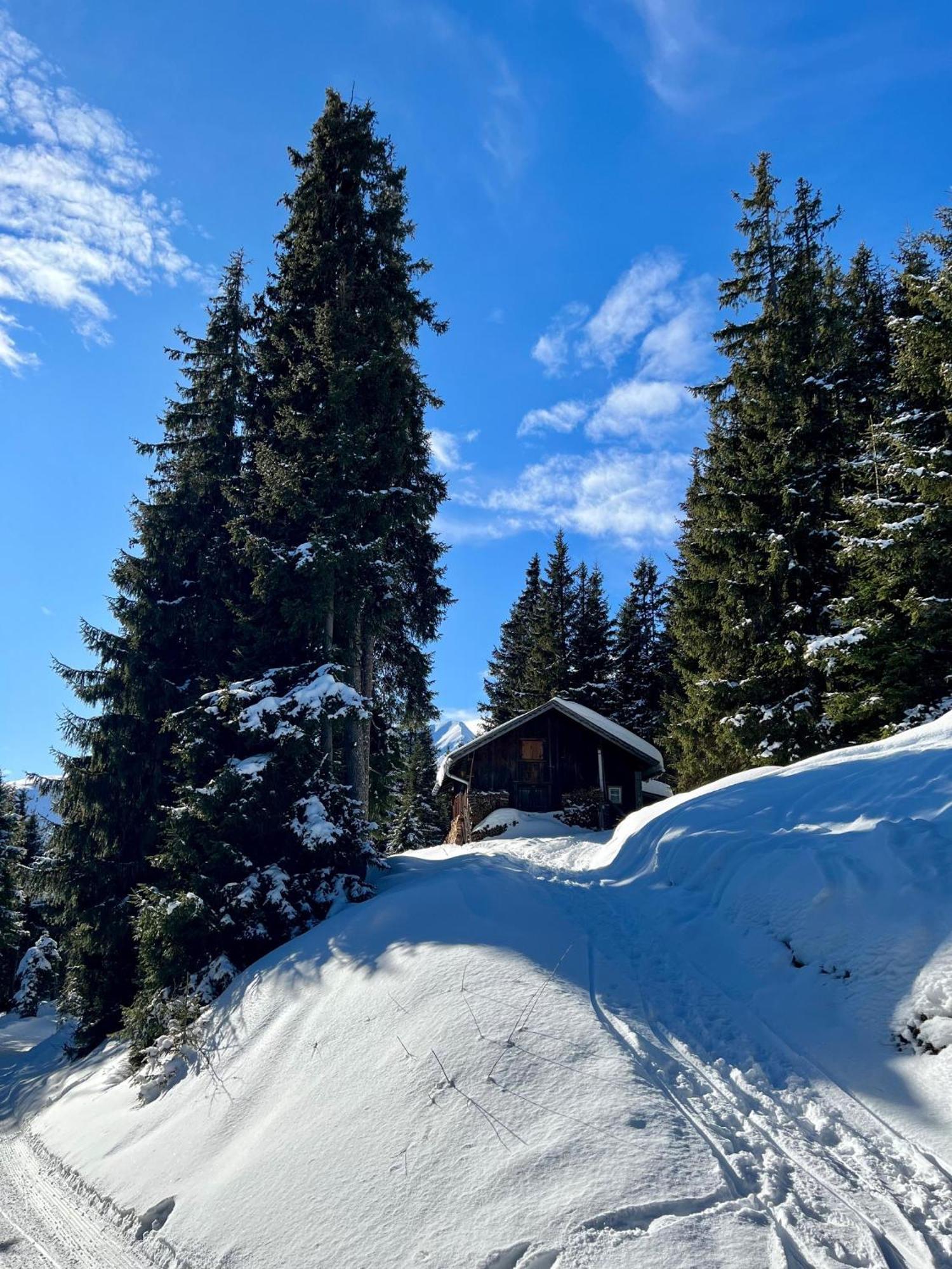 Koflers Ferienwohnungen Oberperfuss Exterior foto