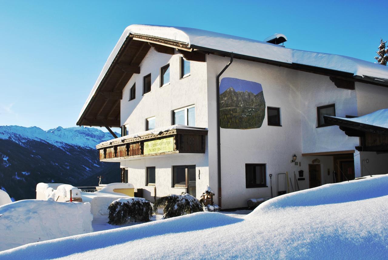 Koflers Ferienwohnungen Oberperfuss Exterior foto